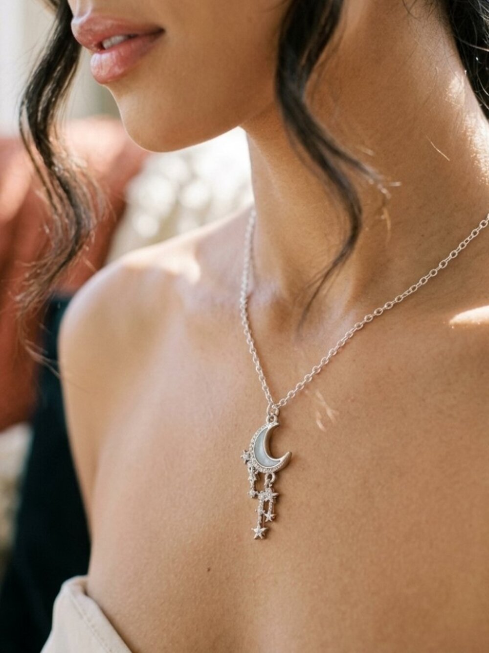 🌙Celestial-themed Crescent Moon & Shooting Stars Pendant Necklace Silver Chain⭐